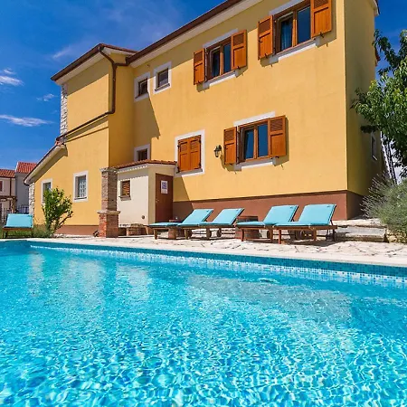 Villa Fani