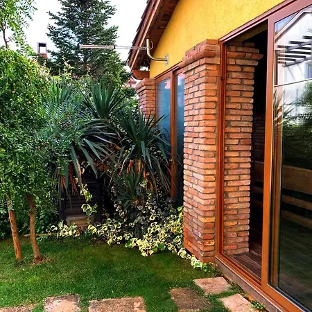 Villa Fani *