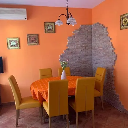Villa Fani *